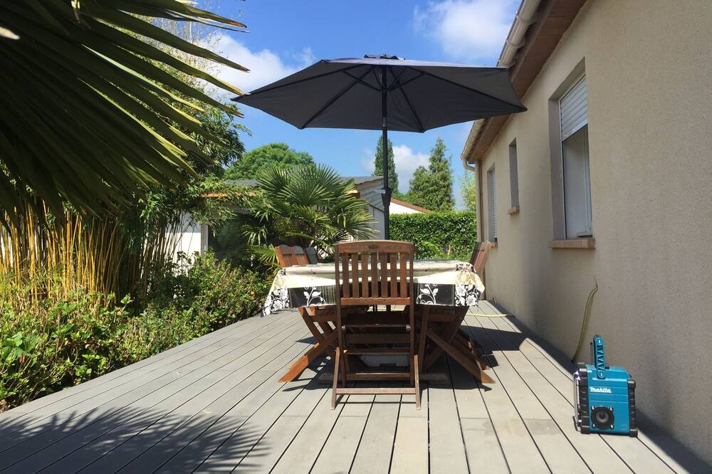 Photo of Patio Balcony in Touville