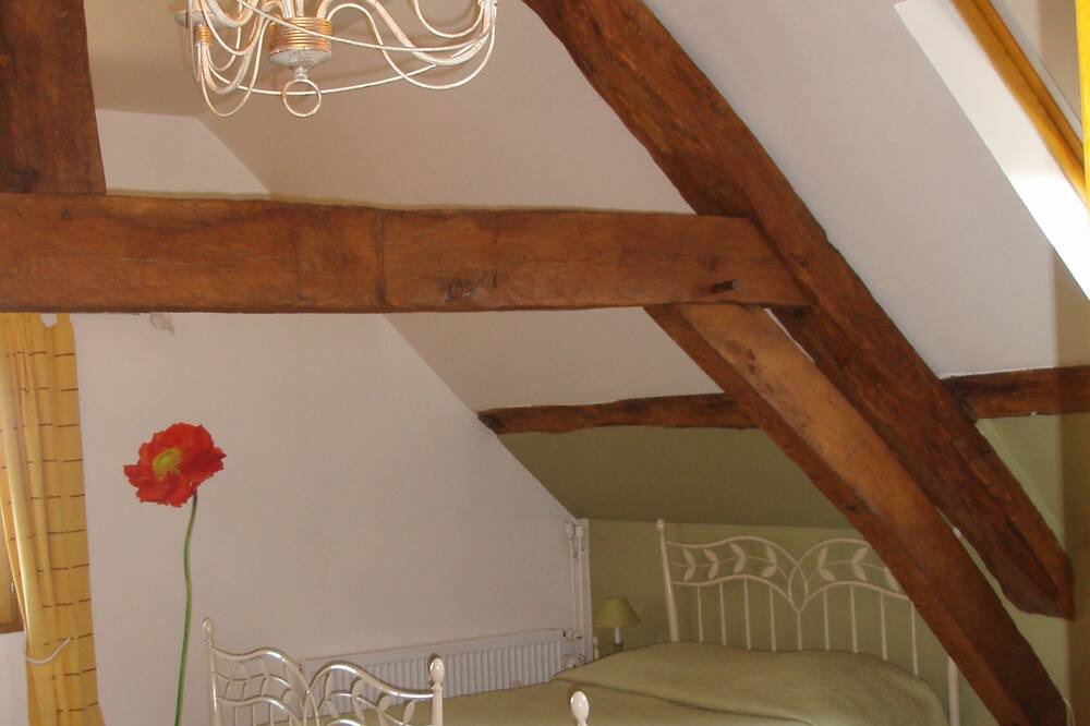Photo of Bedroom in Dampierre-en-Bray