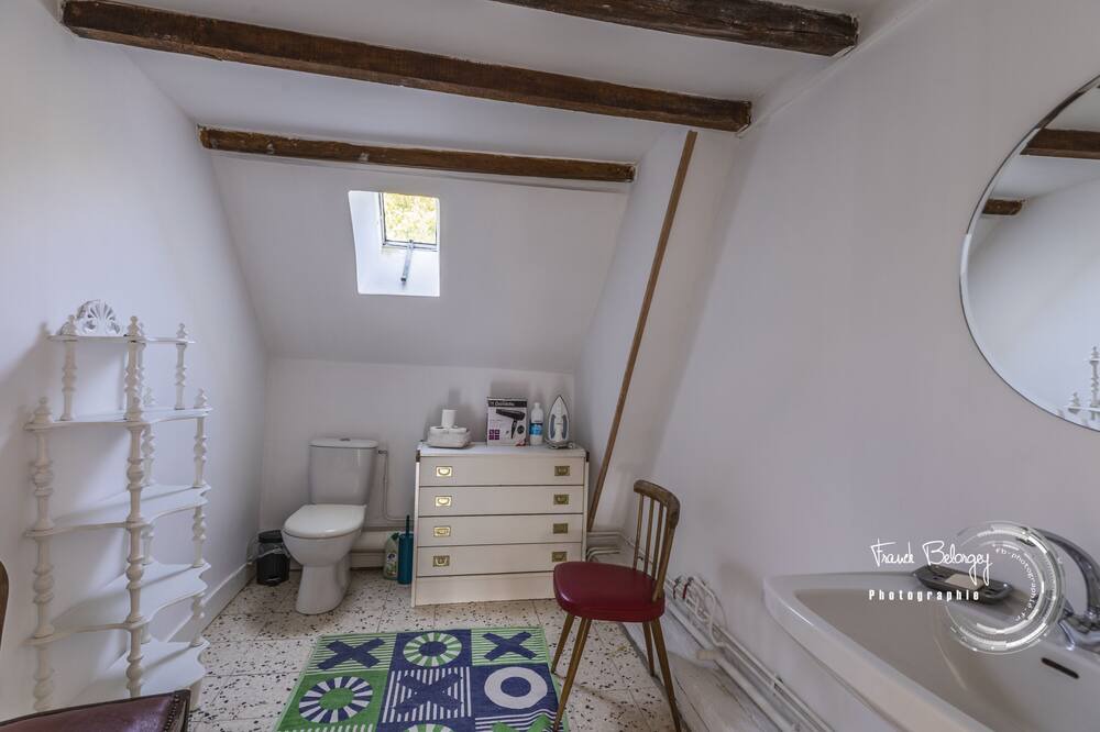 Photo of Bathroom in Longny les Villages