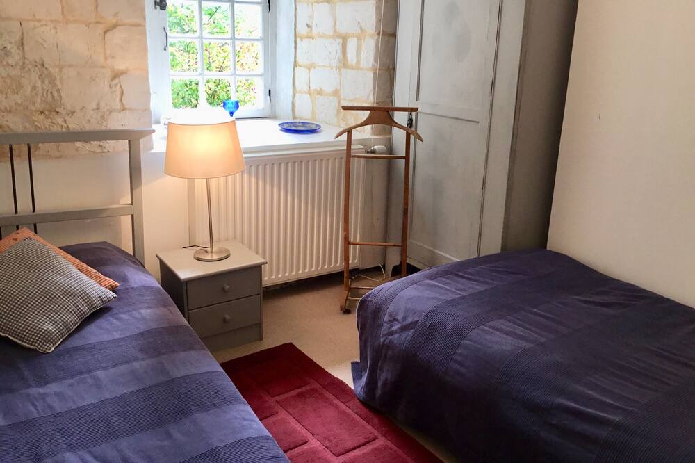 Photo of Bedroom in Wambercourt