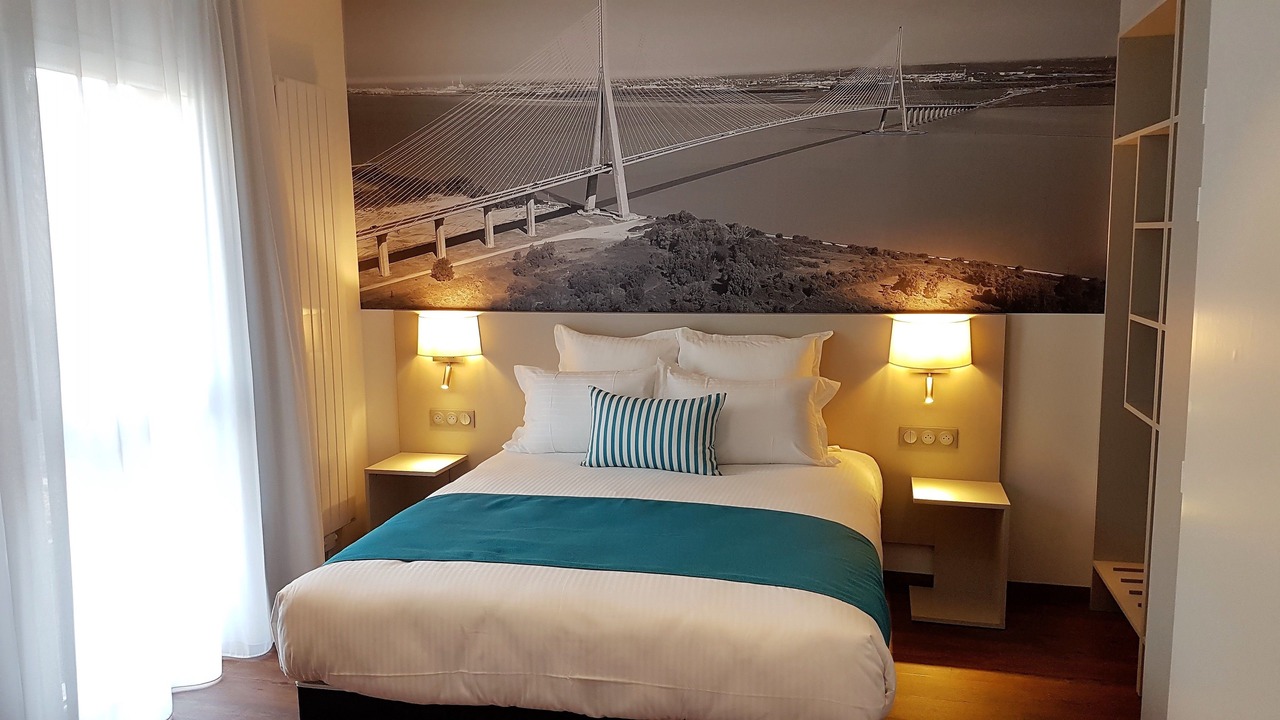 Photo of Bedroom in Pont-Audemer