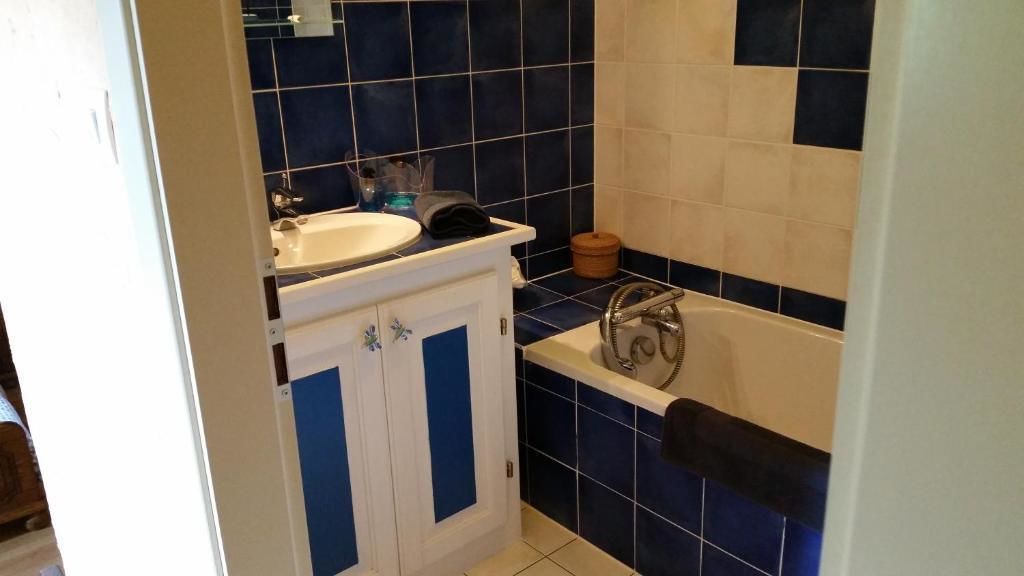 Photo of Bathroom in Schillersdorf