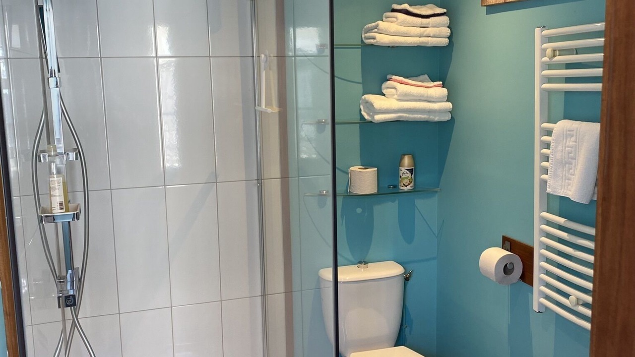 Photo of Bathroom in Abbeville