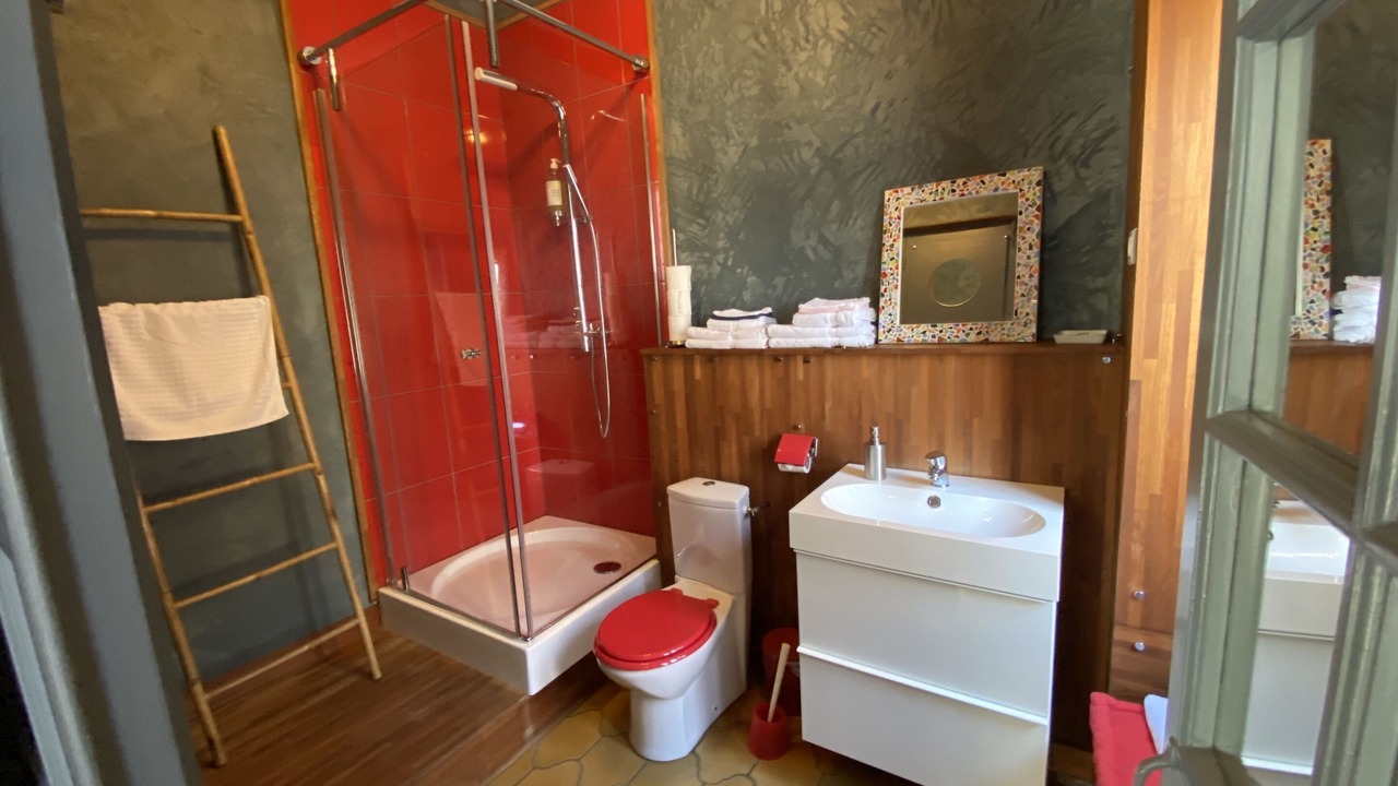 Photo of Bathroom in Abbeville