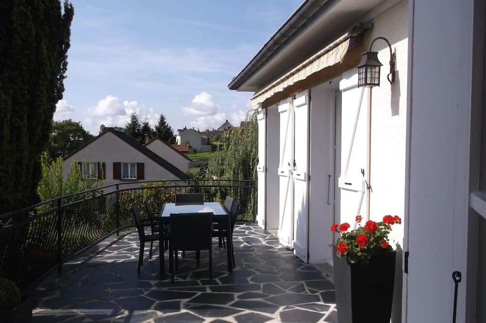 Photo of Patio Balcony in Hautvillers