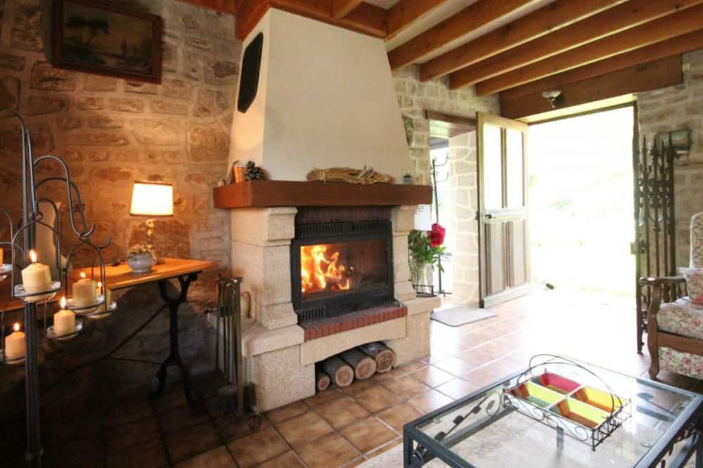 Photo of Livingroom in Putanges-le-Lac
