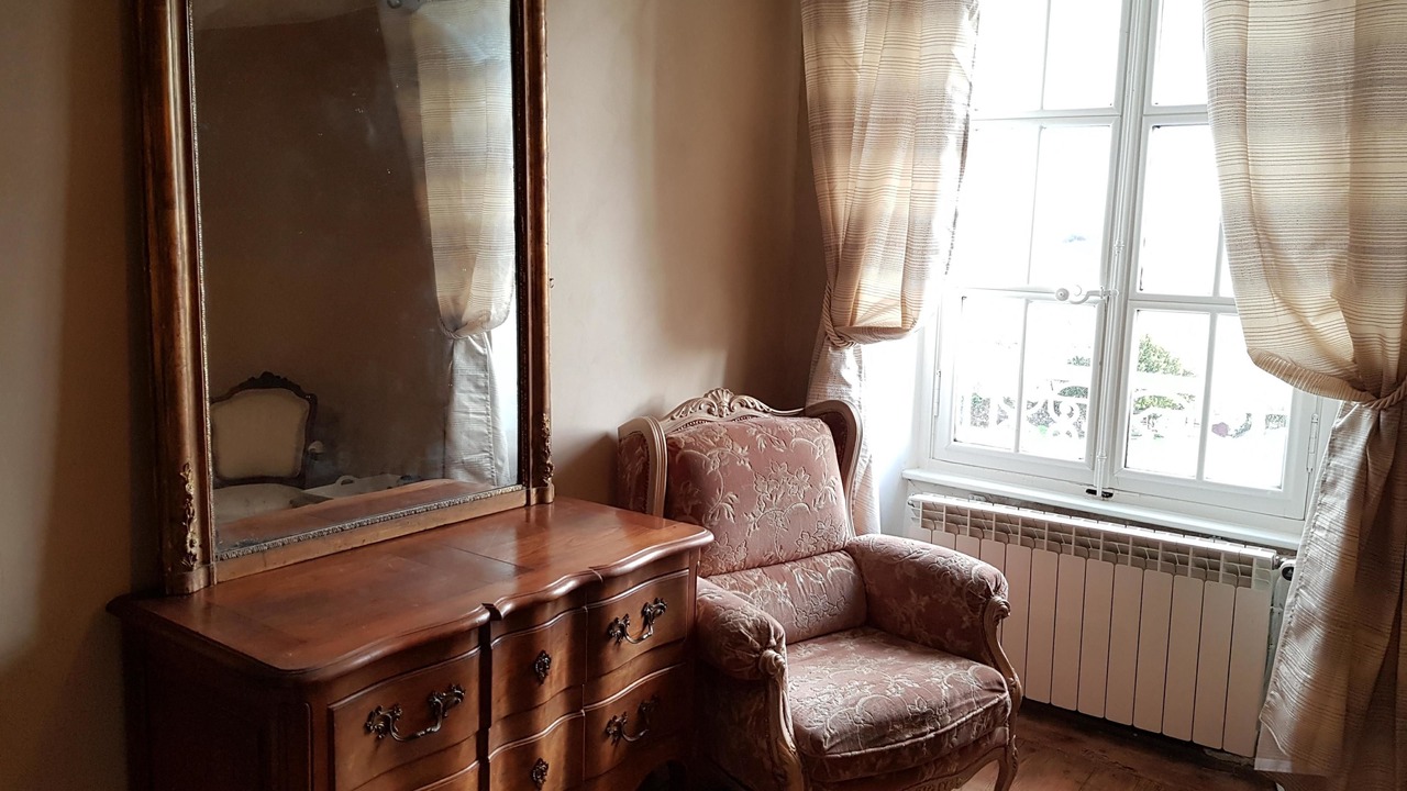 Photo of Bedroom in Apchat
