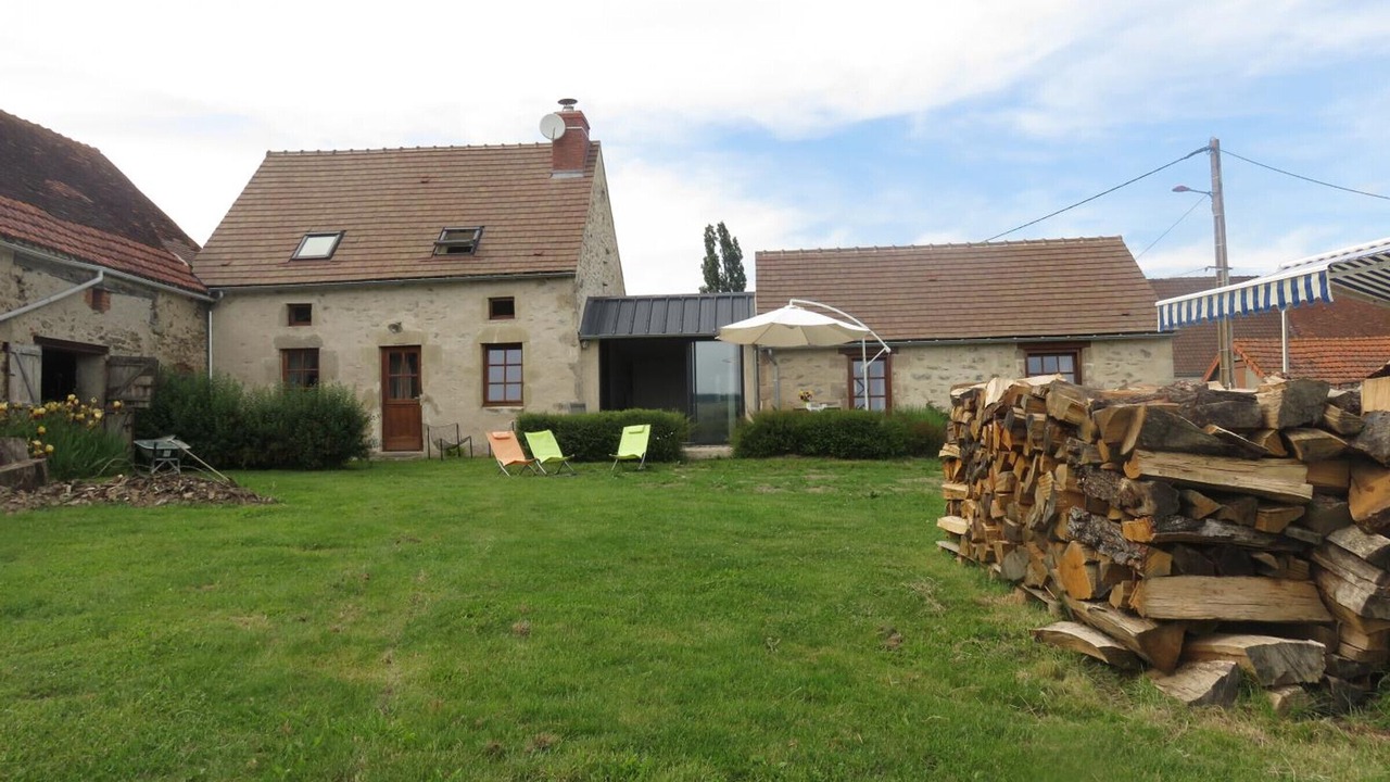 Photo of Outdoor in Louroux-de-Bouble