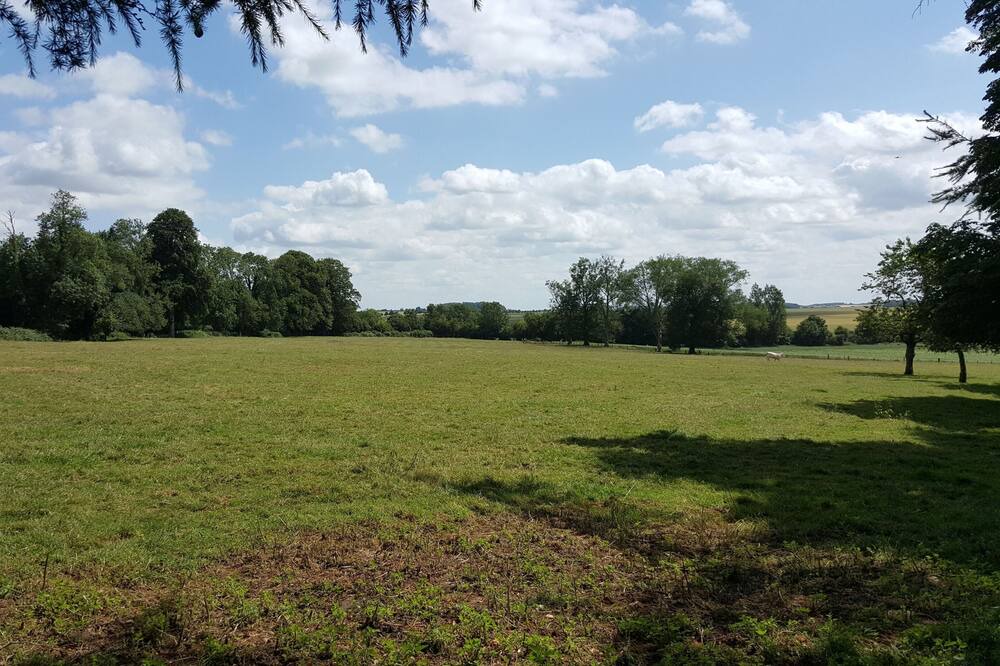 Photo of Outdoor in Humieres