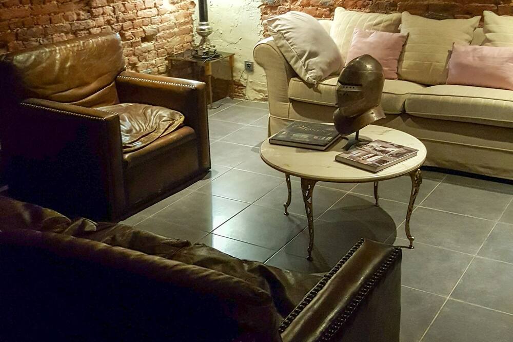 Photo of Livingroom in Humieres