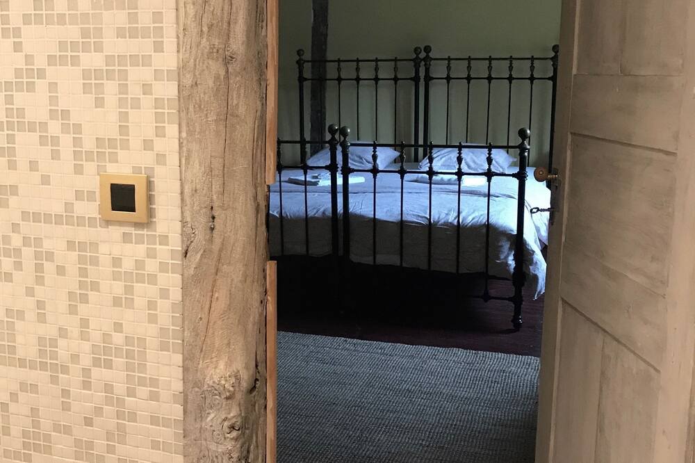 Photo of Bedroom in Humieres