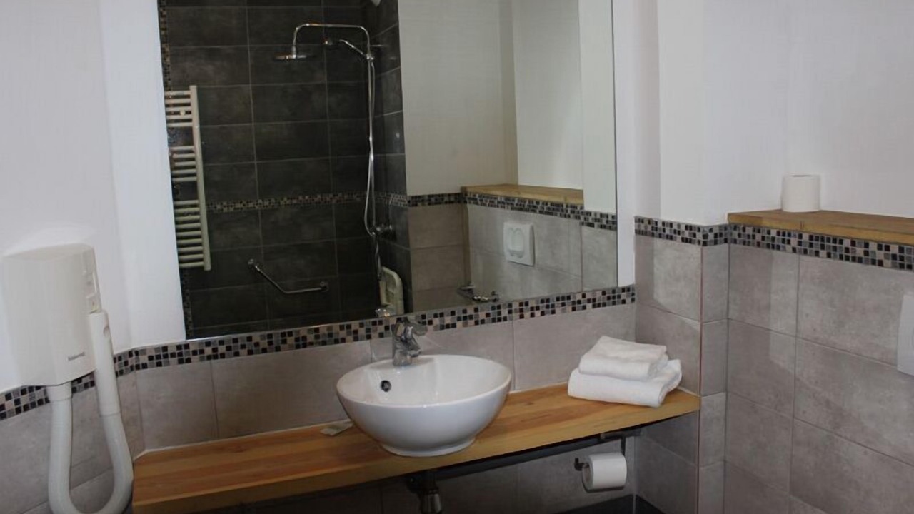 Photo of Bathroom in Gavrelle