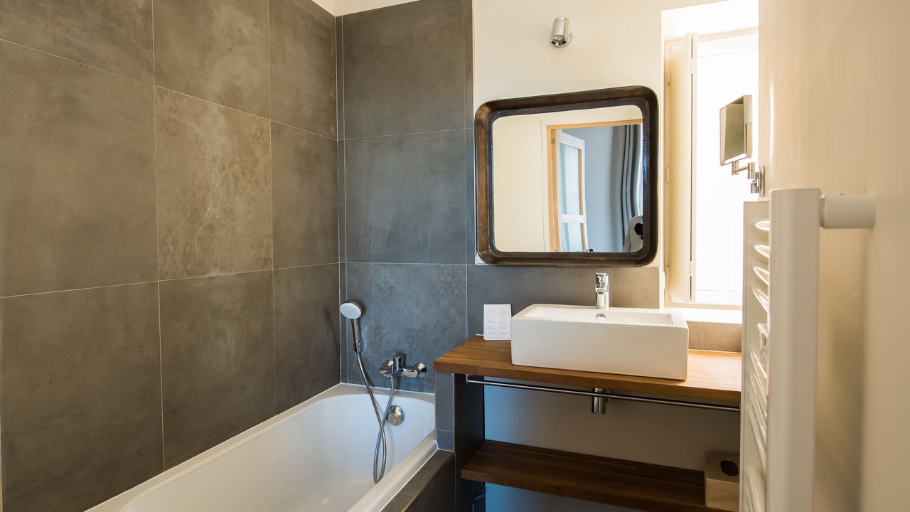 Photo of Bathroom in Chantilly