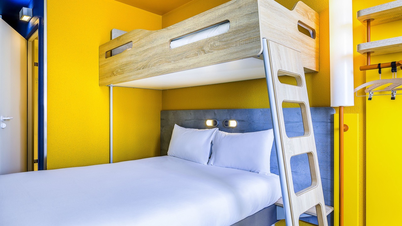 Photo of Bedroom in Avon