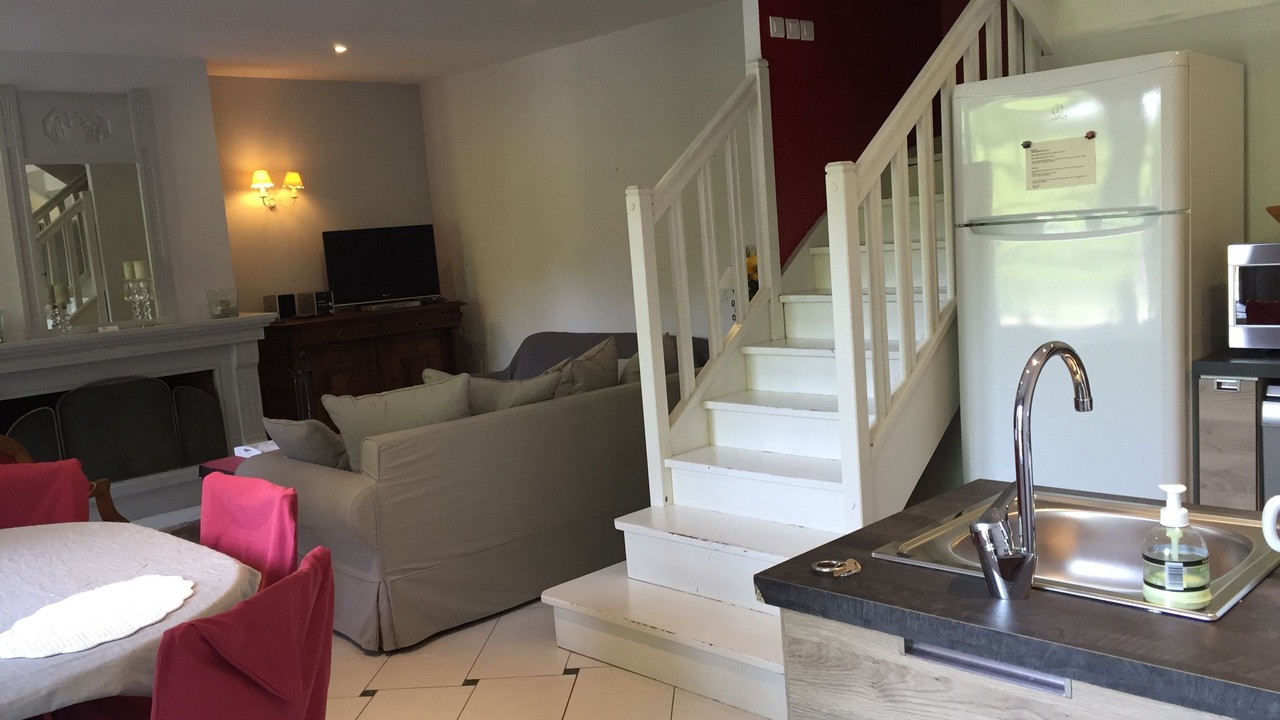 Photo of Livingroom in Hypercourt