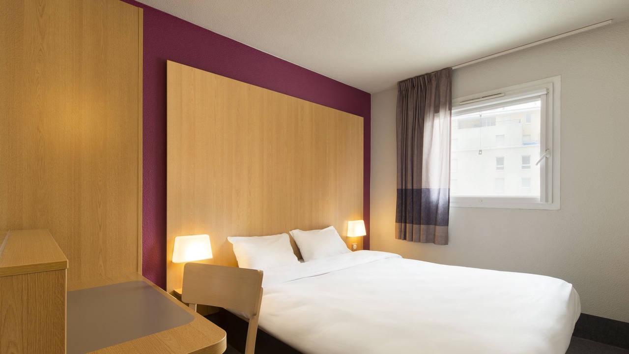 Photo of Bedroom in Noisy-le-Sec