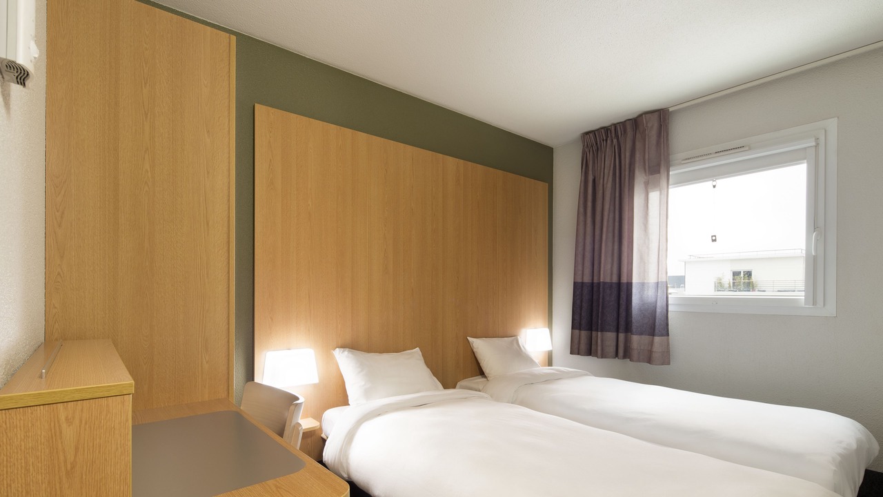 Photo of Bedroom in Noisy-le-Sec