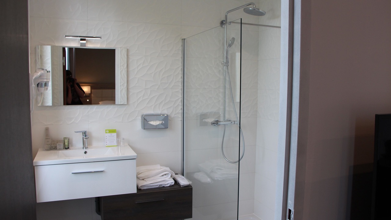 Photo of Bathroom in Poissy