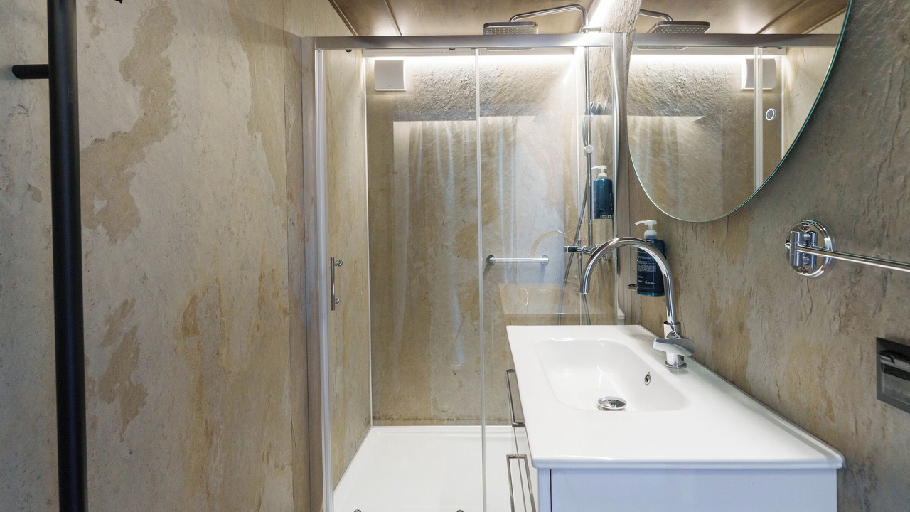 Photo of Bathroom in La Ferte-sous-Jouarre