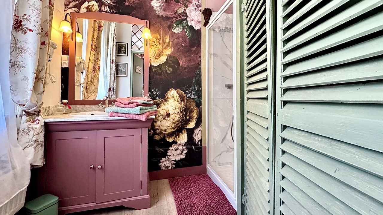 Photo of Bathroom in Abbeville
