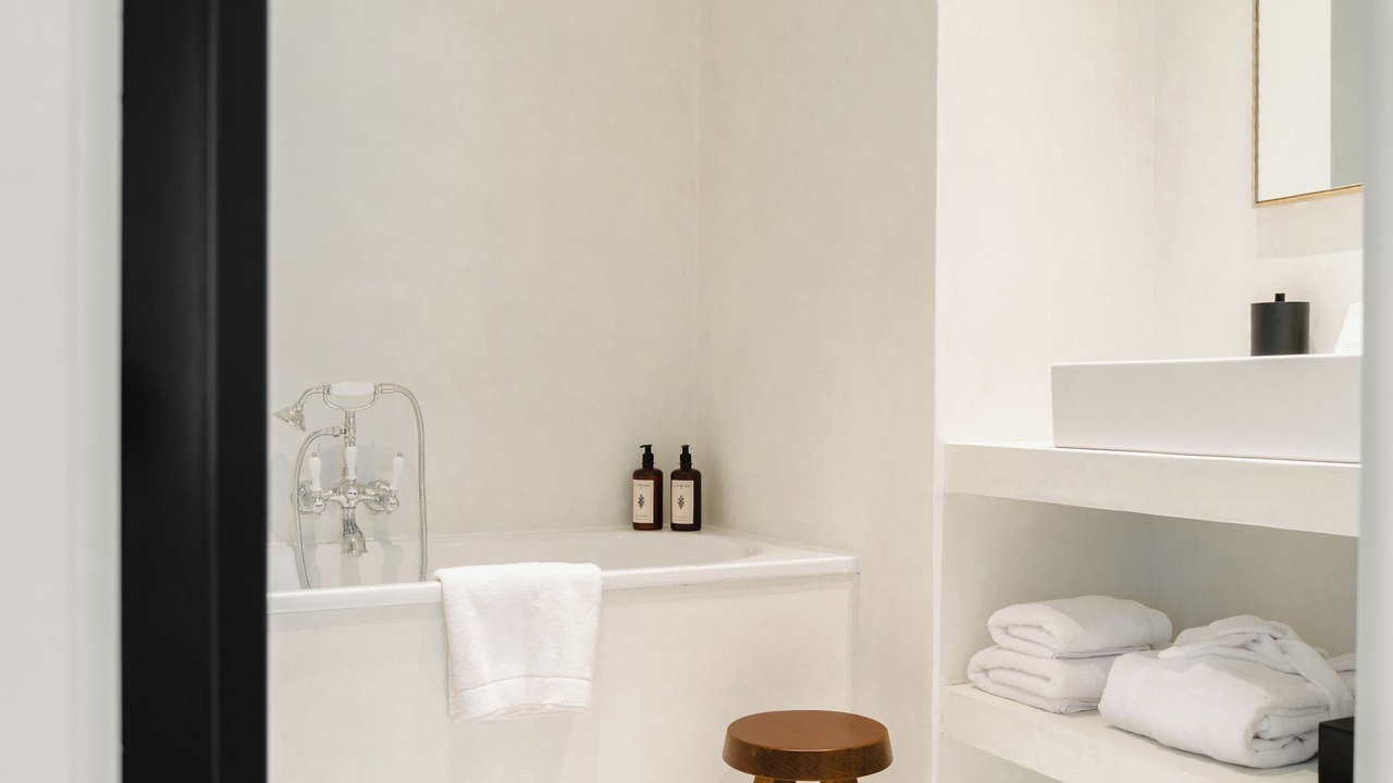 Photo of Bathroom in Sancerre