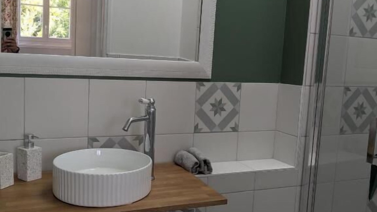 Photo of Bathroom in Trumilly
