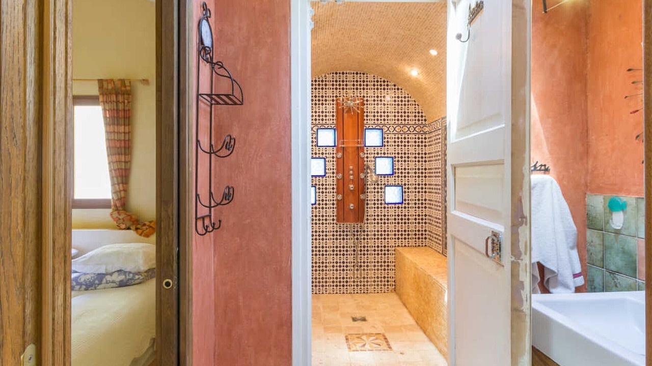 Photo of Bathroom in Raizeux