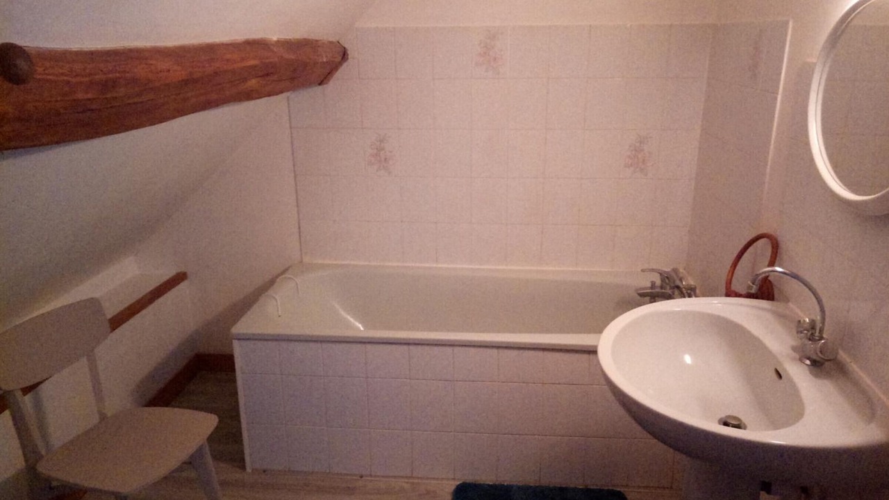 Photo of Bathroom in Saint-Clair-sur-Epte