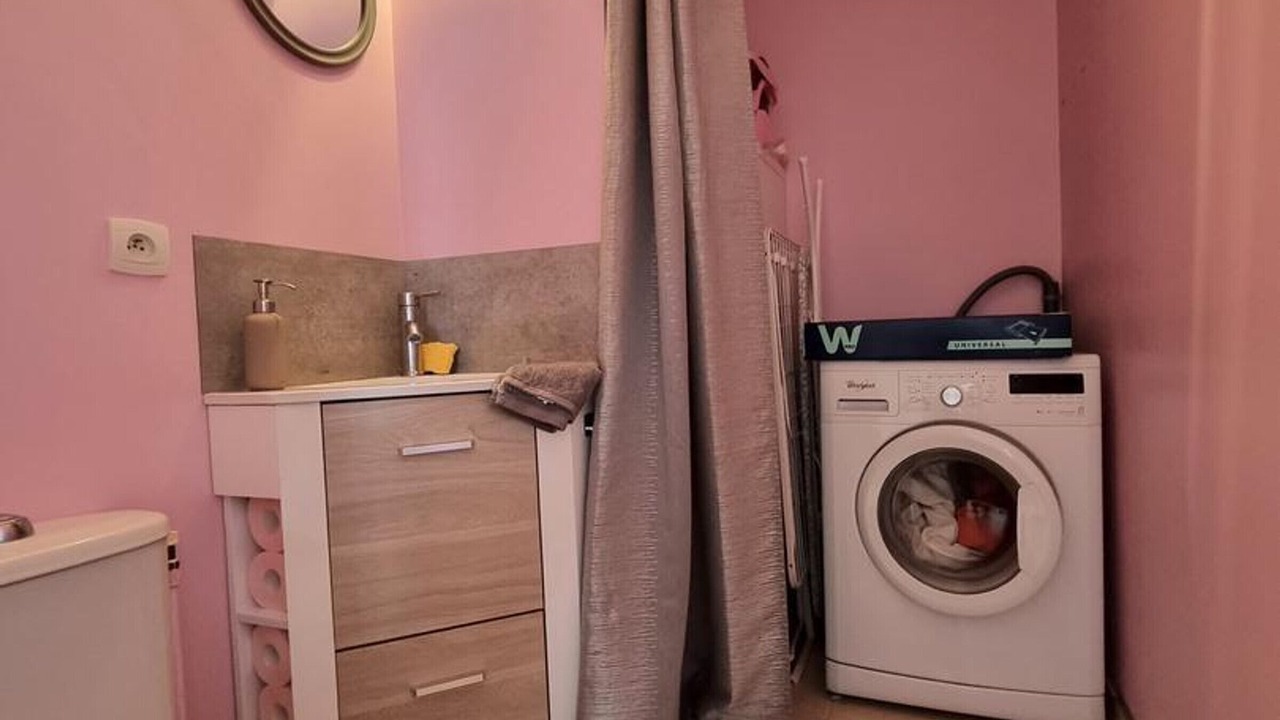 Photo of Bathroom in Saulx-Marchais