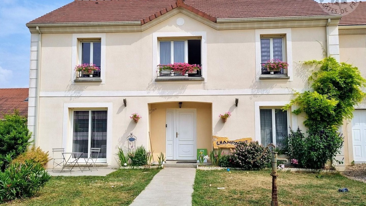 Photo of Outdoor in Saulx-Marchais
