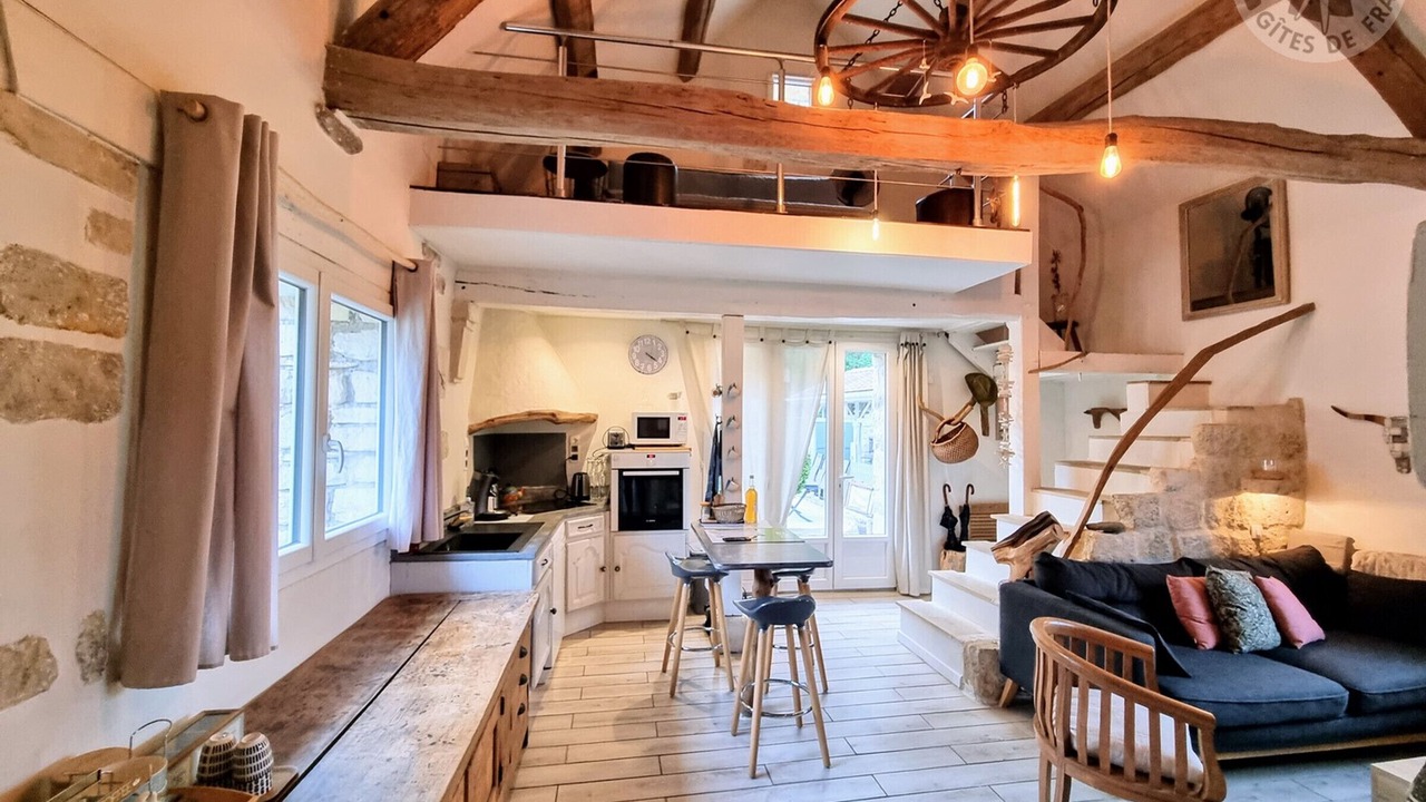 Photo of Livingroom in Nesles-la-Vallee