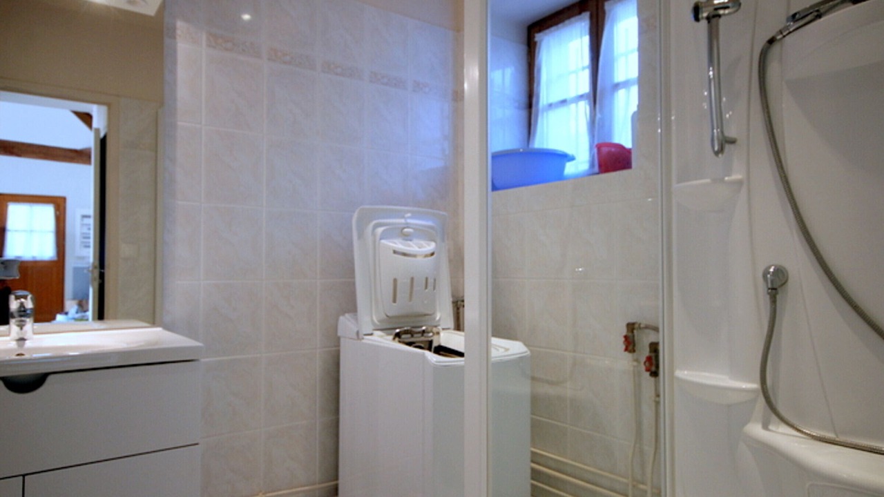 Photo of Bathroom in Montreuil-sur-Epte