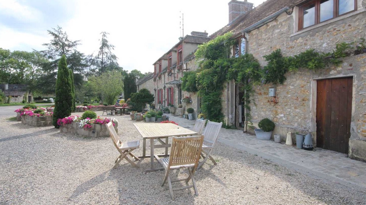 Photo of Outdoor in Cernay-la-Ville