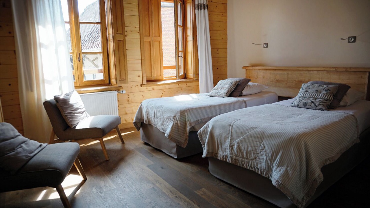 Photo of Bedroom in Signy-lAbbaye