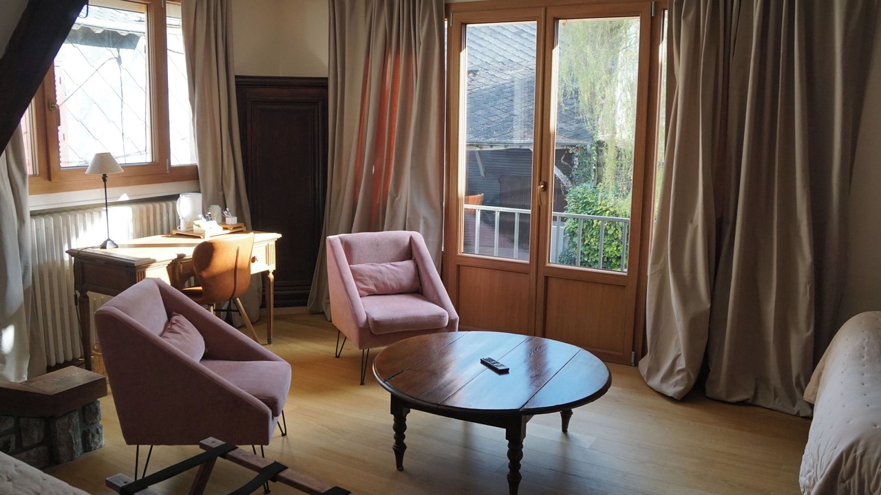 Photo of Livingroom in Signy-lAbbaye
