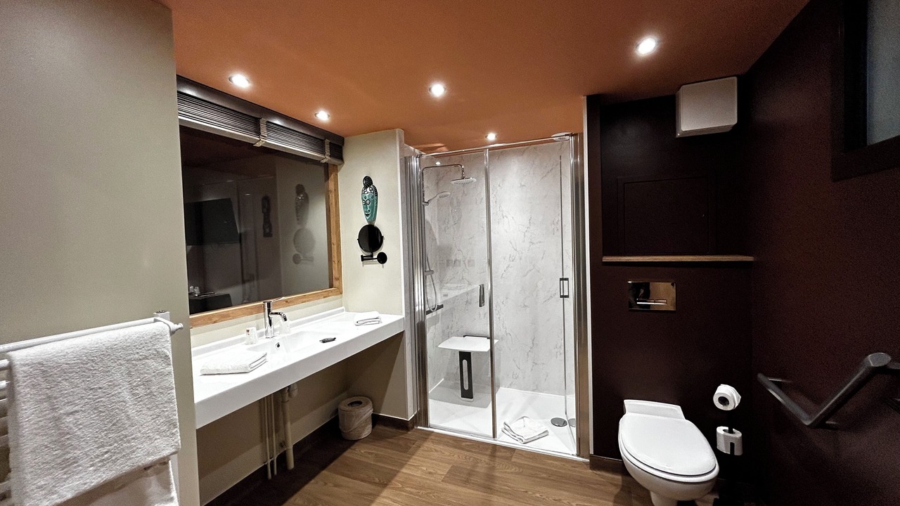 Photo of Bedroom in Lumigny-Nesles-Ormeaux