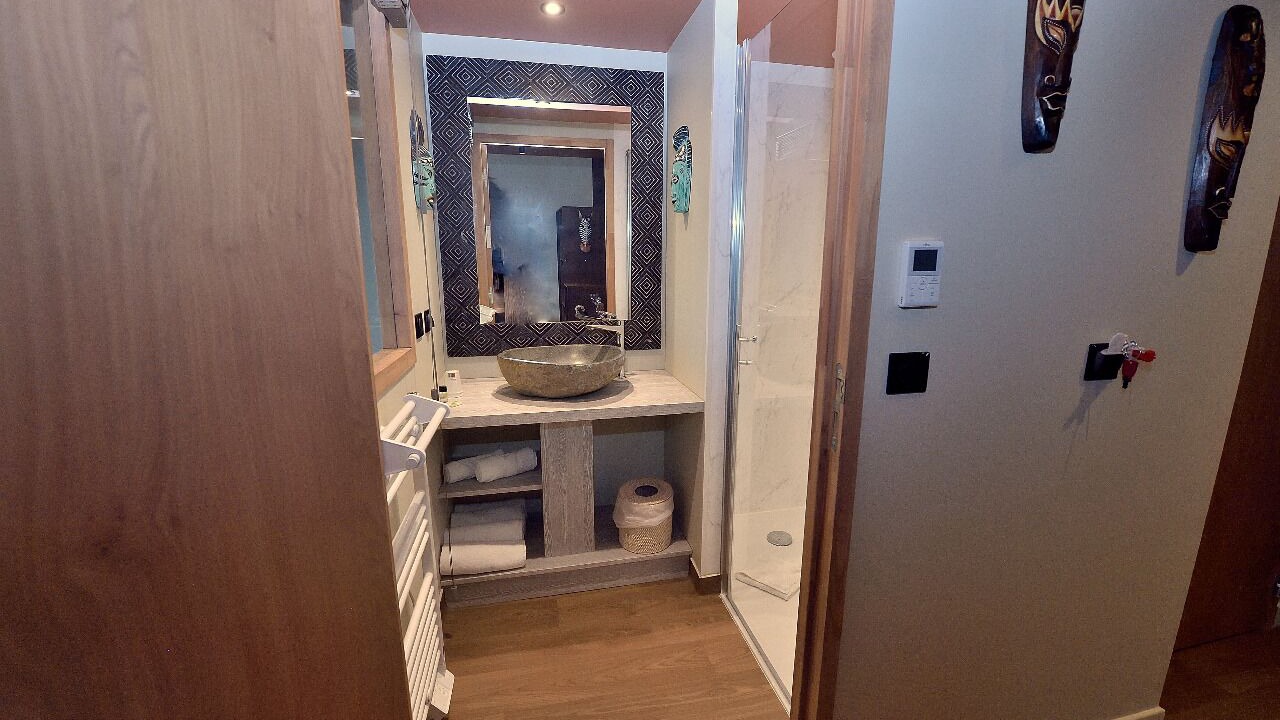 Photo of Bathroom in Lumigny-Nesles-Ormeaux