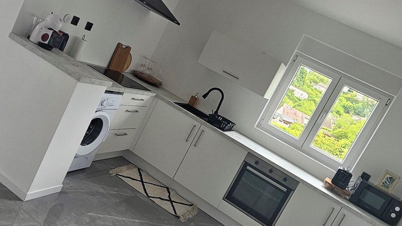 Photo of Kitchen in Lons-le-Saunier