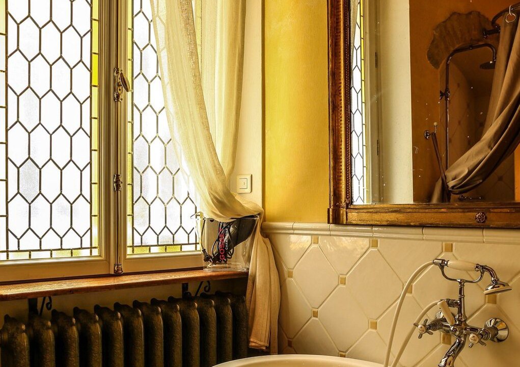 Photo of Bathroom in Old Town