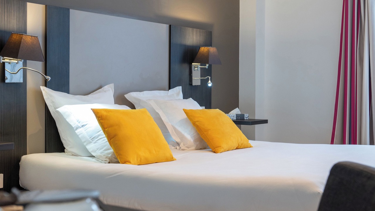 Photo of Bedroom in Bourg-l'Eveque