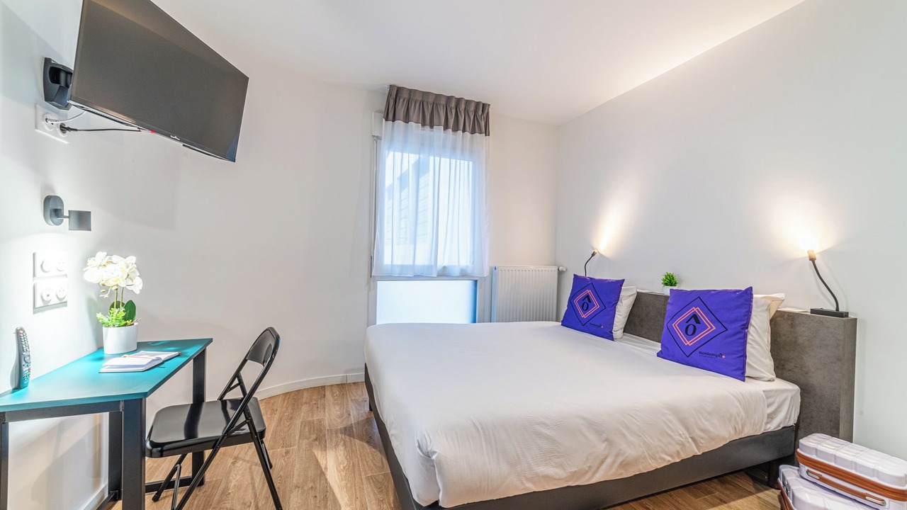 Photo of Bedroom in Noisy-le-Sec