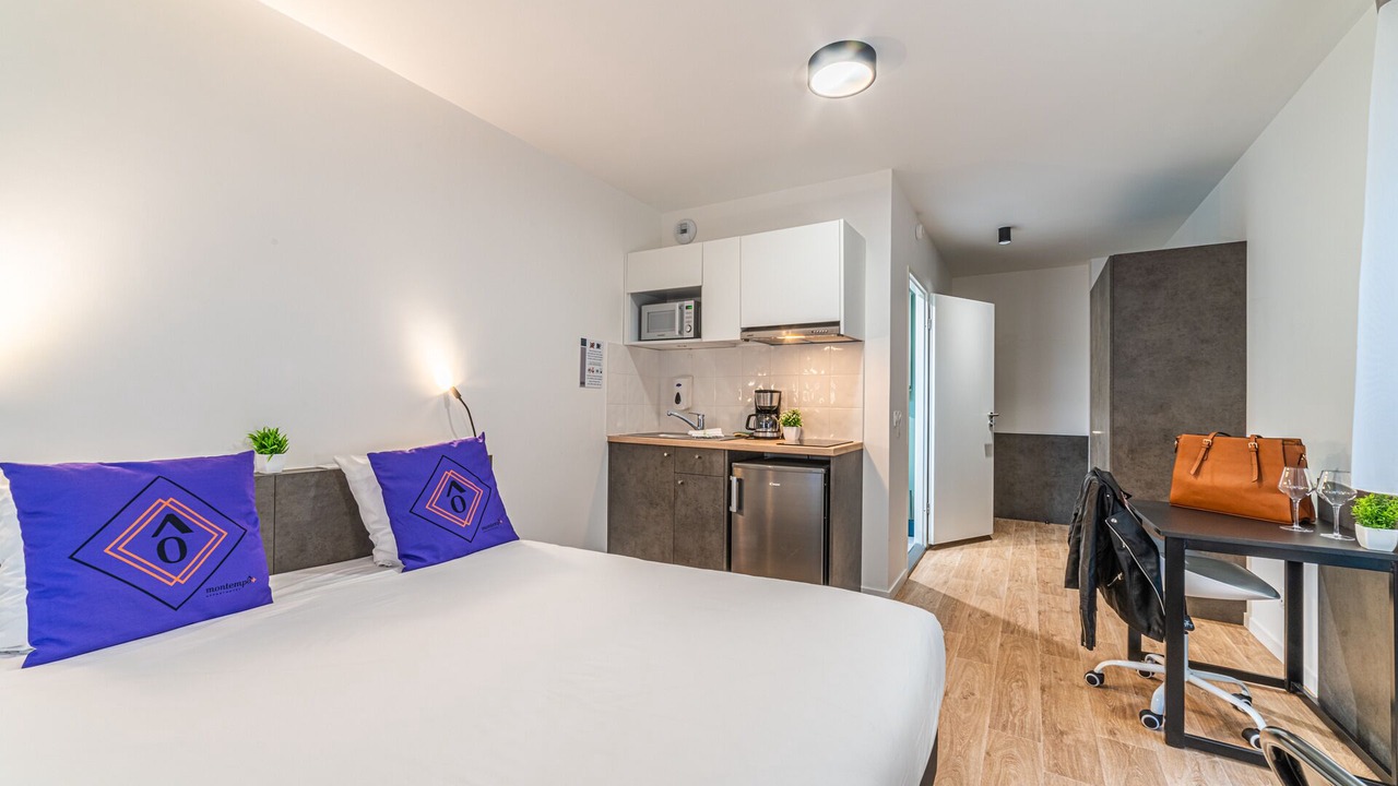 Photo of Bedroom in Noisy-le-Sec