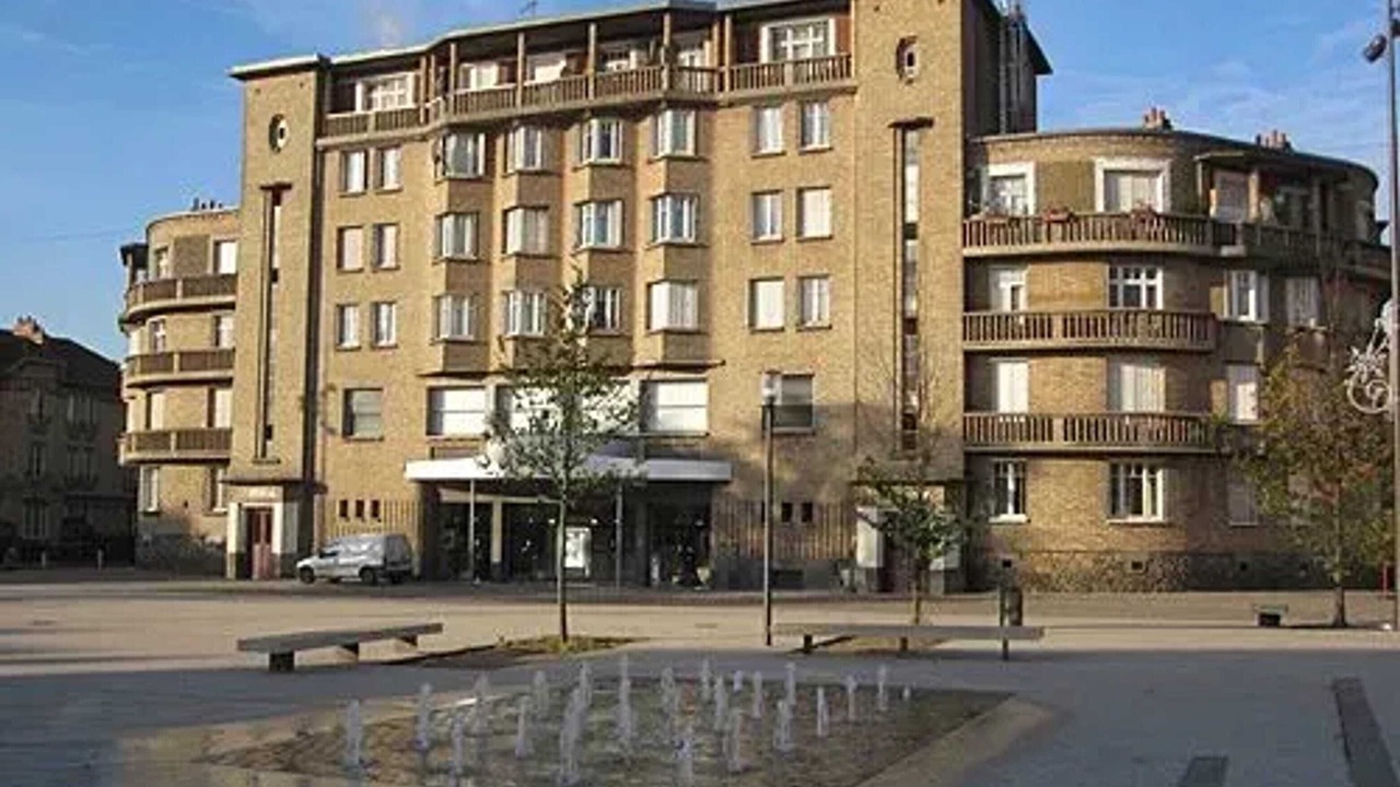 Photo of Outdoor in Stains