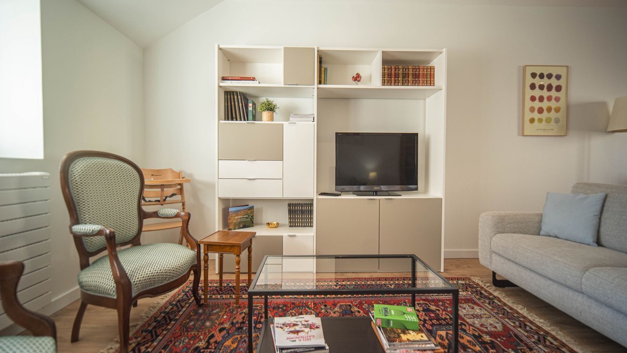 Photo of Livingroom in Morey-Saint-Denis