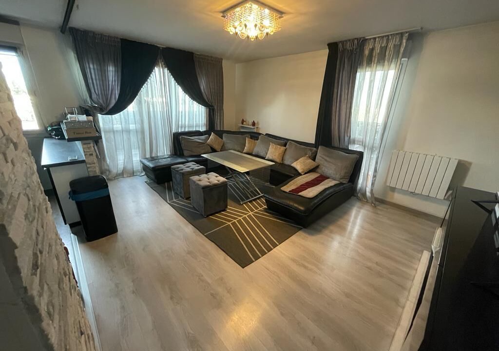 Photo of Livingroom in Arnouville
