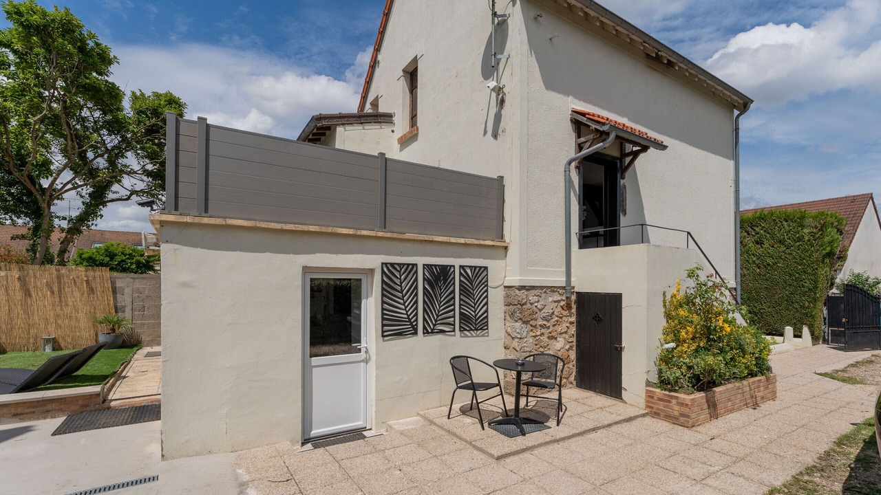 Photo of Outdoor in Coignieres