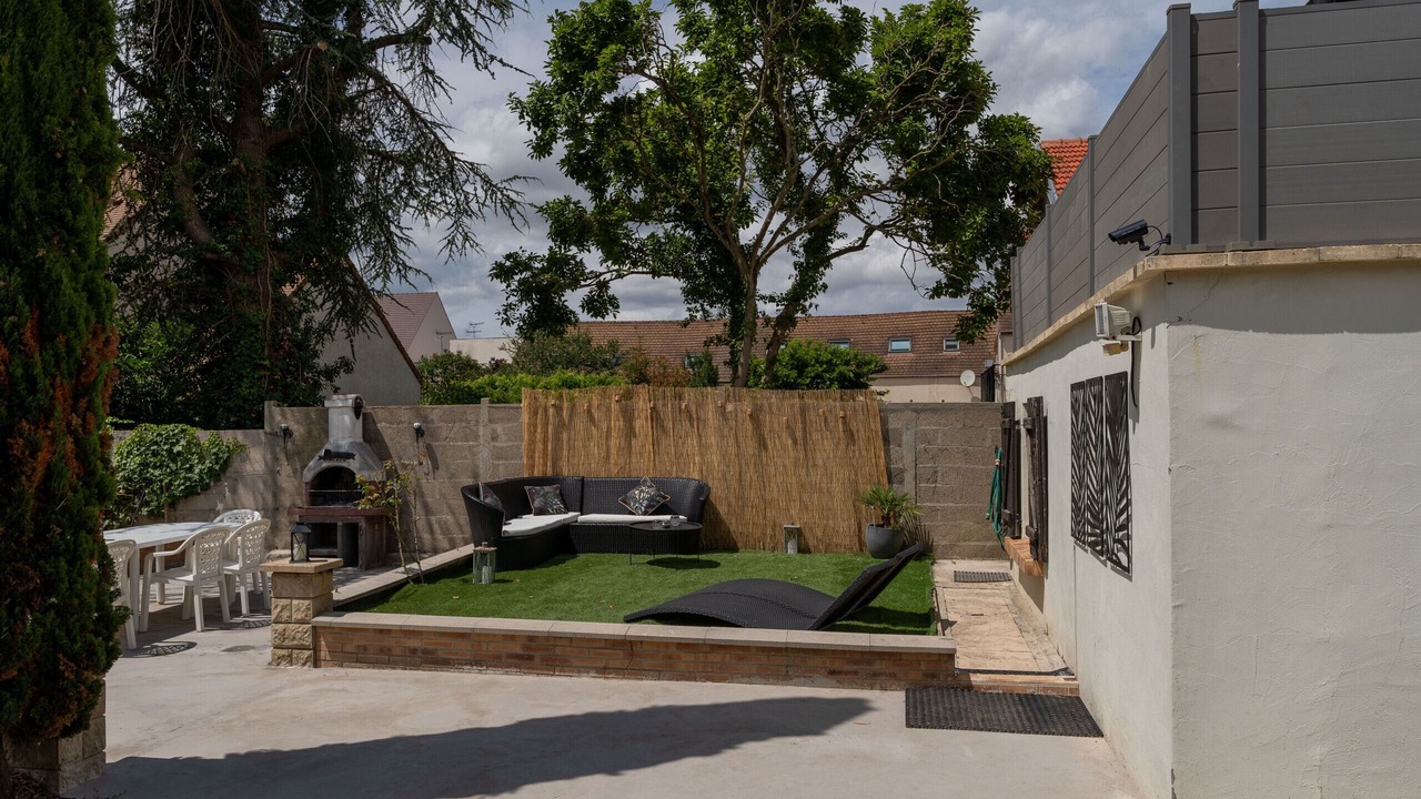 Photo of Outdoor in Coignieres