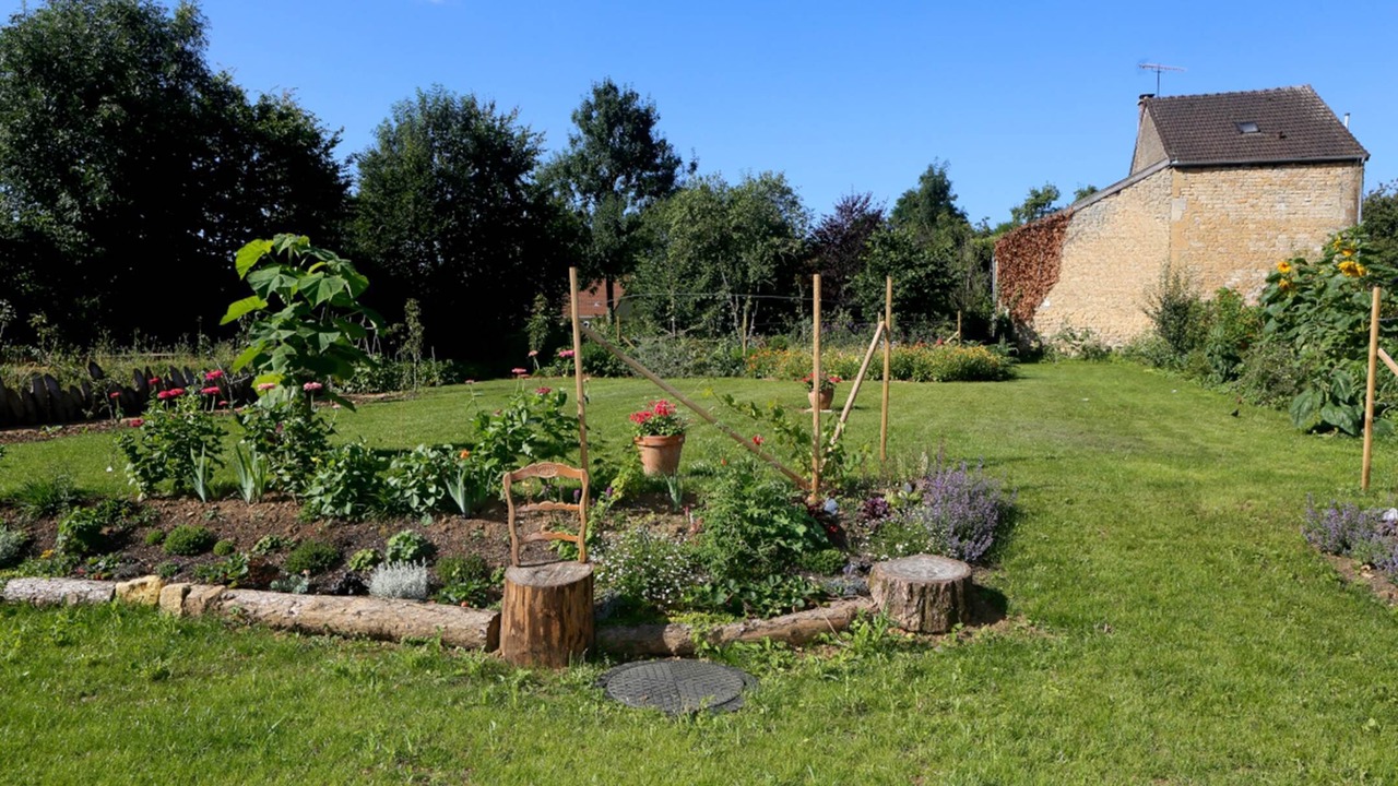 Photo of Outdoor in Bulson