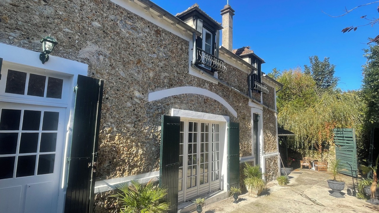 Photo of Outdoor in Saint-Cyr-sur-Morin
