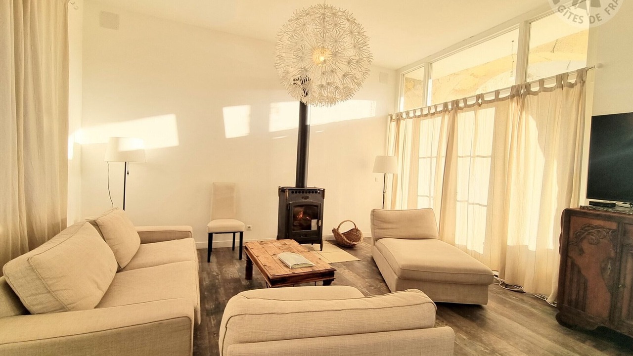 Photo of Livingroom in Fremainville